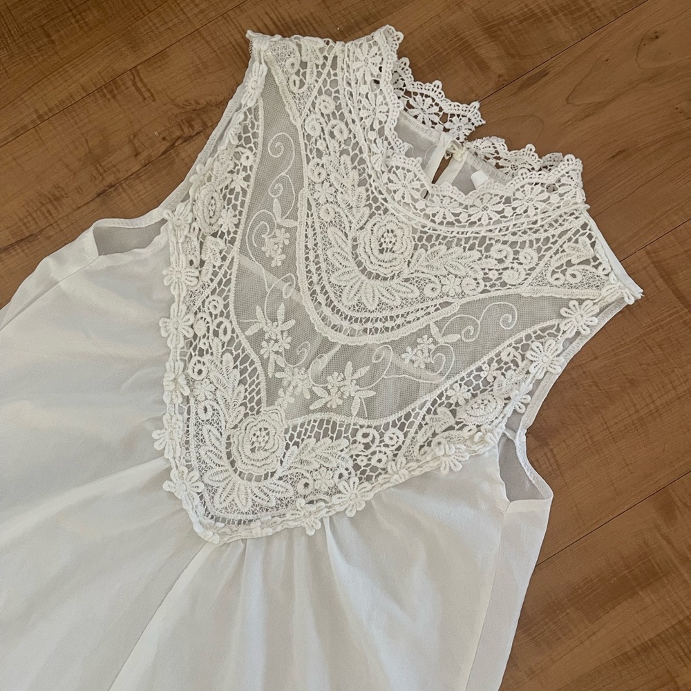 Elegant Vintage White Lace Dress
